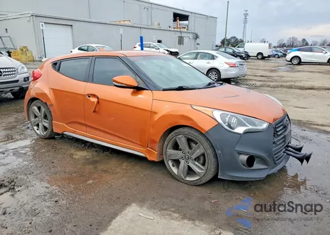 2015 Hyundai Veloster Turbo z USA, uszkodzony, nr VIN KMHTC6AE1FU231696